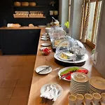Gaestehaus & Weingut Volker Schmitt וורמס