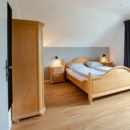 Gaestehaus & Weingut Volker Schmitt Worms