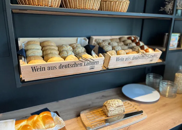 Gaestehaus & Weingut Volker Schmitt *